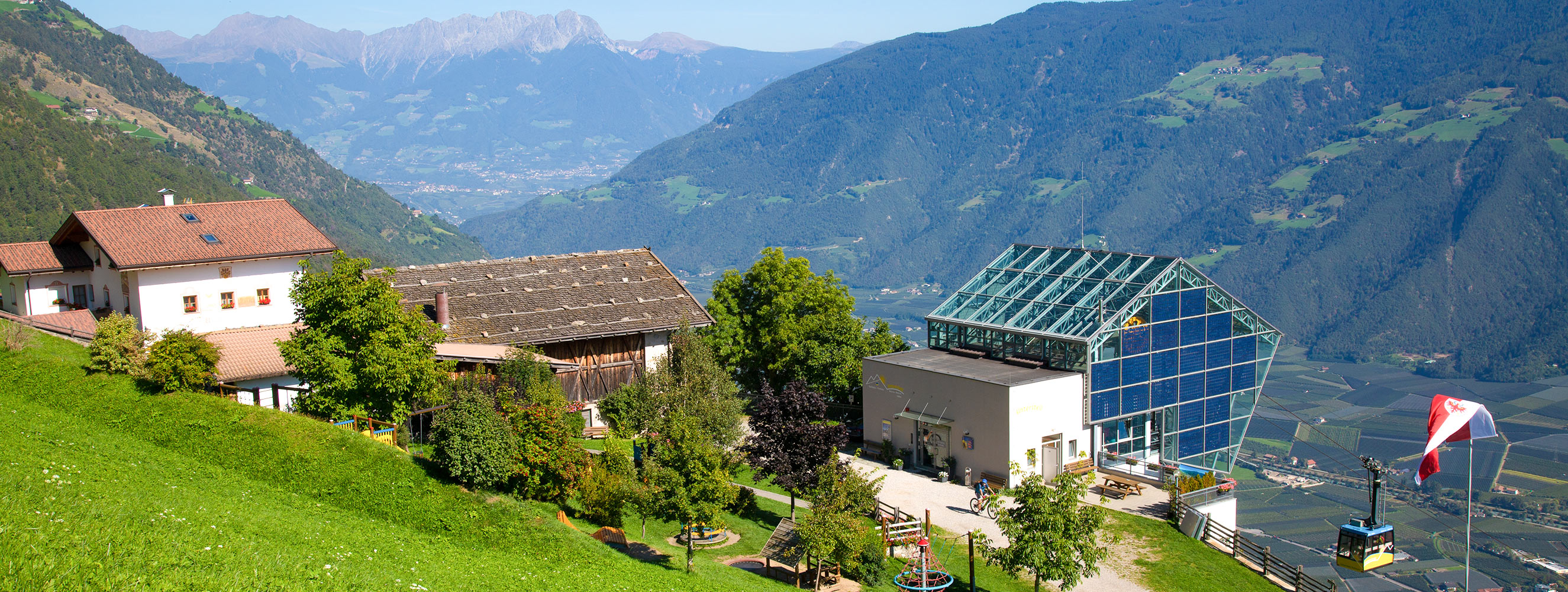 Escursioni nel villaggio termale Sonnenberg di Naturno vicino a Merano in Alto Adige